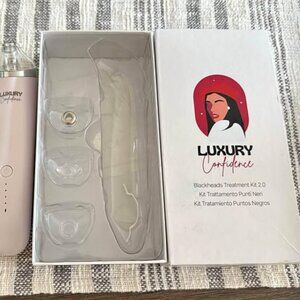 Luxury Confidence Blackhead Remover